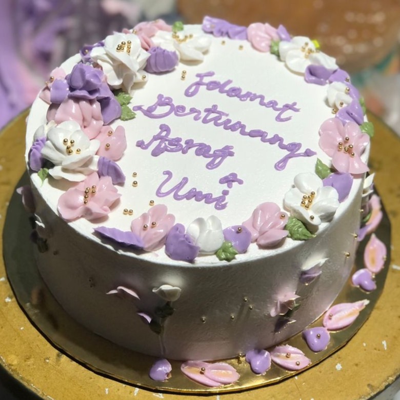 Hantaran Cake 4
