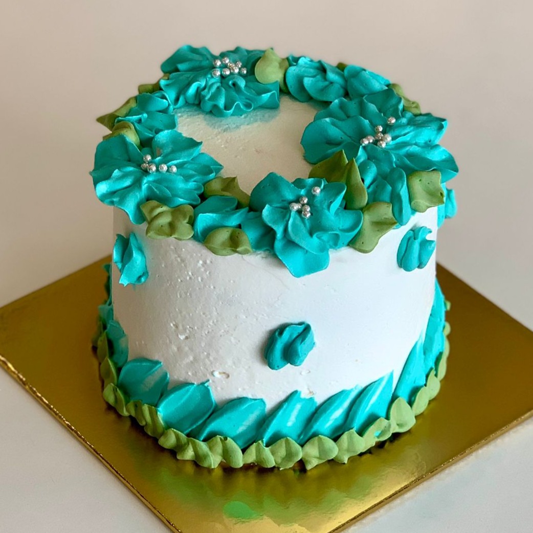 Petite cake example 12