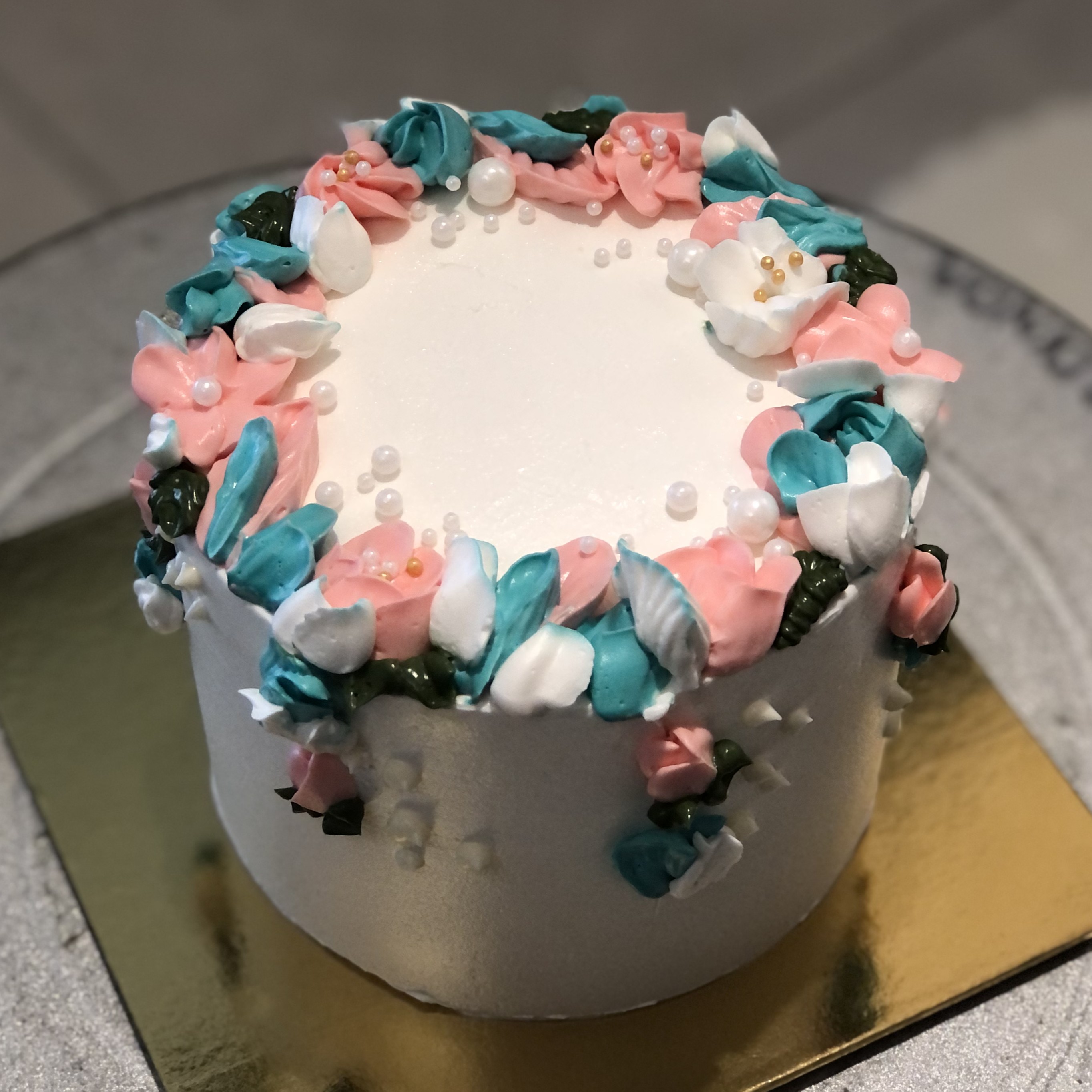 Petite cake example 8