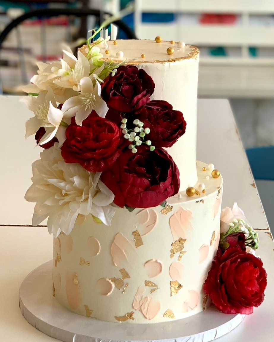 2 Tiers Wedding Cake 7