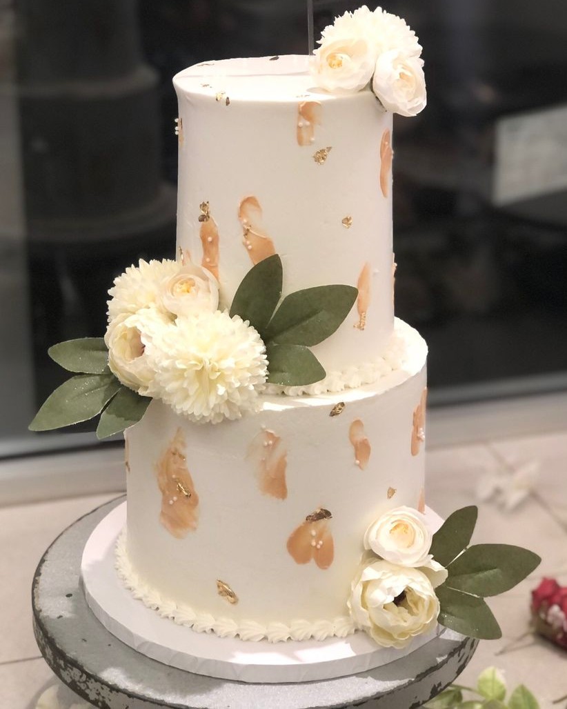 2 Tiers Wedding Cake 7