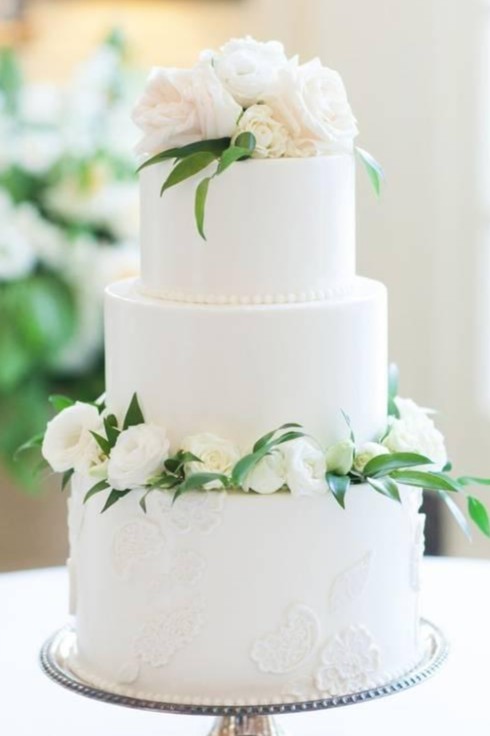 3 Tiers Wedding Cake 1